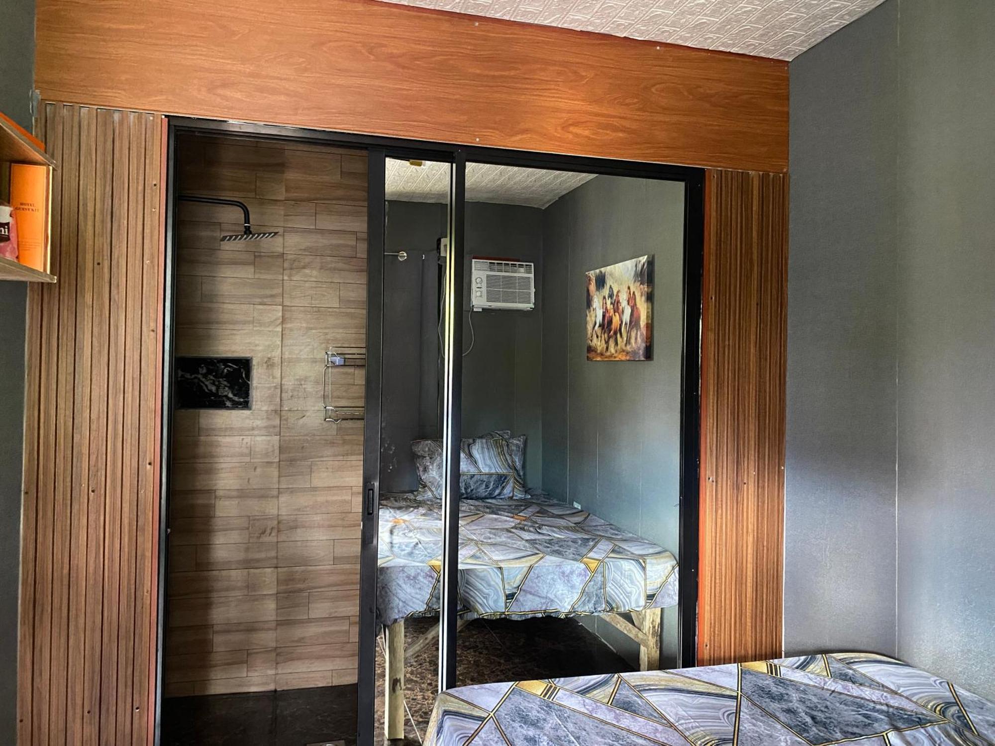 Jean Studio Apartment Panglao Chambre photo